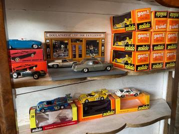 16 gave Solido 1:43 auto's (ook uit de 100-series) beschikbaar voor biedingen