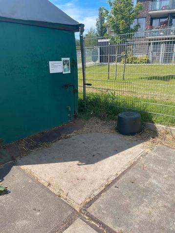 Mest voor moestuin, tuin/ natuurlijke bemesting gratis beschikbaar voor biedingen