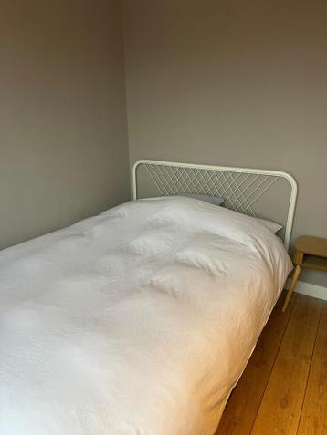 Nesttun IKEA bedframe wit 140 x 200 - afbeelding 2