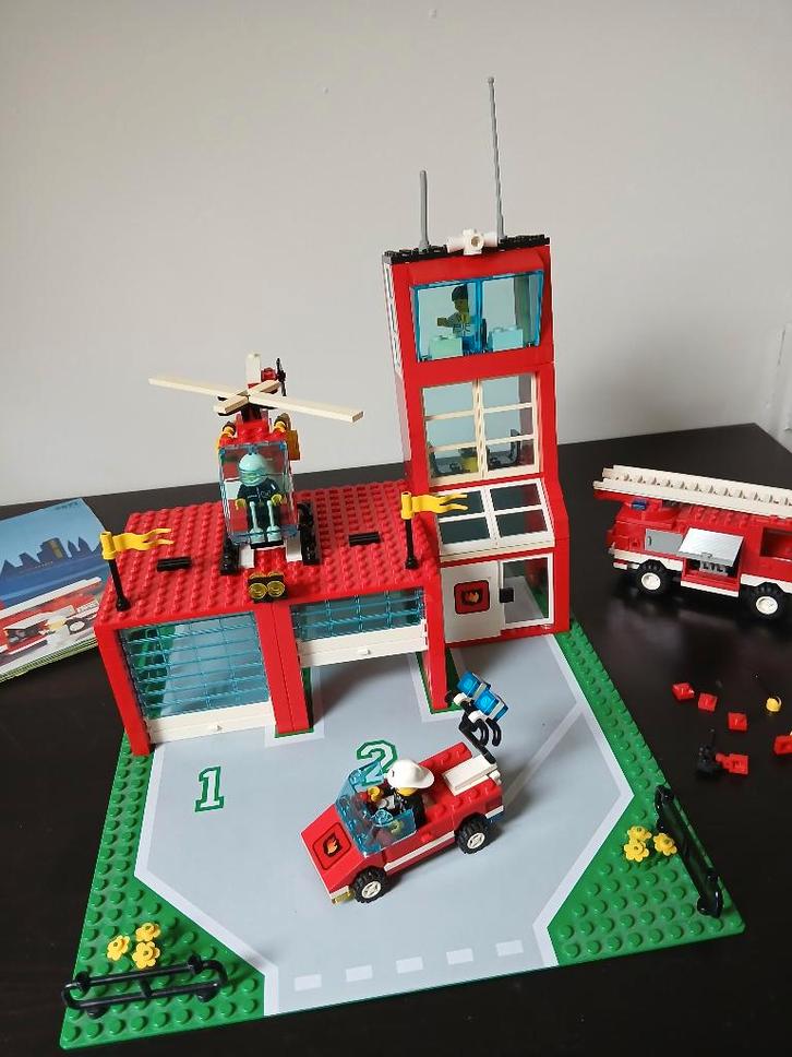 Brandweerkazerne Lego, Kinderen en Baby's, Speelgoed | Duplo en Lego, Gebruikt, Lego, Ophalen of Verzenden