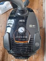 AEG STOZUIGER 550 watt gebruikt maar in goede staat, Ophalen, Gebruikt, Minder dan 1200 watt, Stofzuiger