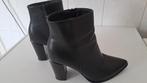 Enkellaarzen - zwart - Lucky Shoes - maat 39, Zwart, Lage of Enkellaarzen, Ophalen of Verzenden, Zo goed als nieuw
