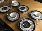 Servies set , borden plus gratis borrelglaasjes erbij, Ophalen of Verzenden