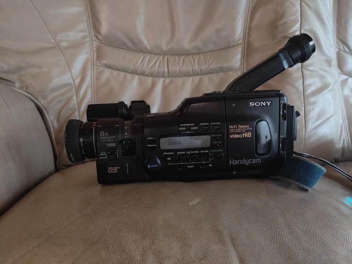 Sony VideoHi8 Handycam, Audio, Tv en Foto, Videocamera's Analoog, (Video)band, Hi 8, Ophalen