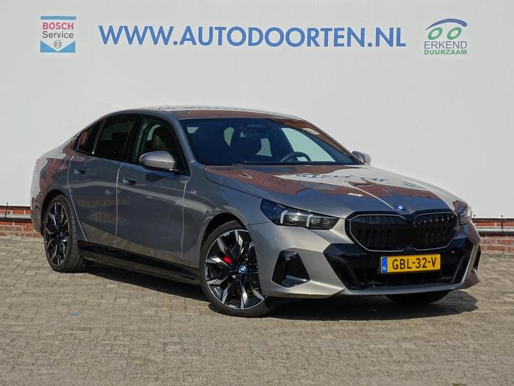 BMW 5-serie 530e|4wiel Besturing|Bowers&Wilkins|Stoelkoeling, Auto's, BMW, Bedrijf, Te koop, 5-Serie, ABS, Achteruitrijcamera