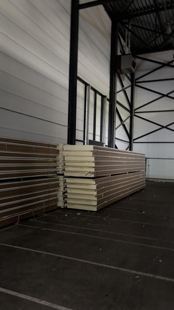 Grote partij koelcelpanelen sandwichpanelen isolatie panelen, Doe-het-zelf en Verbouw, Platen en Panelen, Ophalen of Verzenden