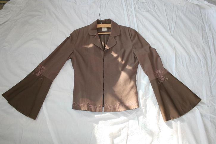 Prachtige Noa Noa top, Kleding | Dames, Tops, Zo goed als nieuw, Maat 36 (S), Bruin, Lange mouw, Ophalen of Verzenden