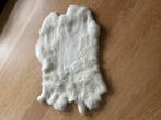 Wit konijnenvel, Ophalen of Verzenden, Zo goed als nieuw