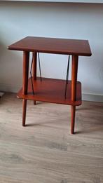 Zeer nette Crosley LP Platenspelermeubel, Huis en Inrichting, Tafels | Bijzettafels, Minder dan 55 cm, Gebruikt, Vierkant, Retro