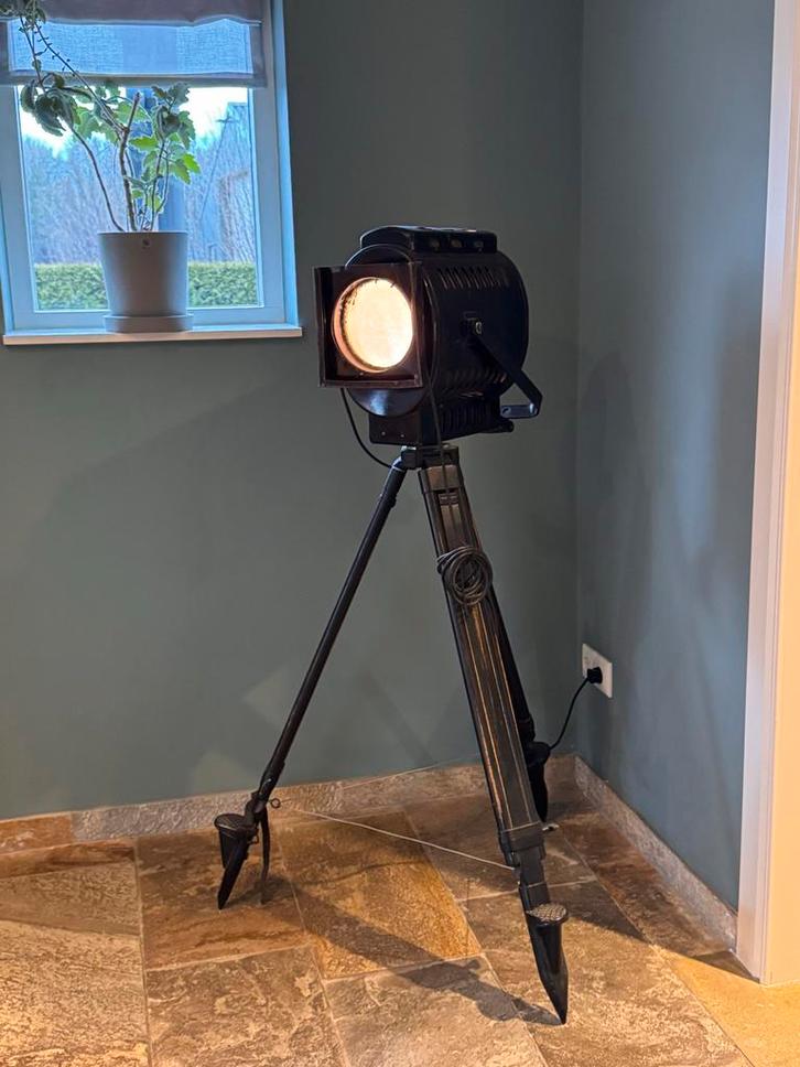 Oude Theaterlamp - Eyecatcher!, Antiek en Kunst, Antiek | Lampen, Ophalen