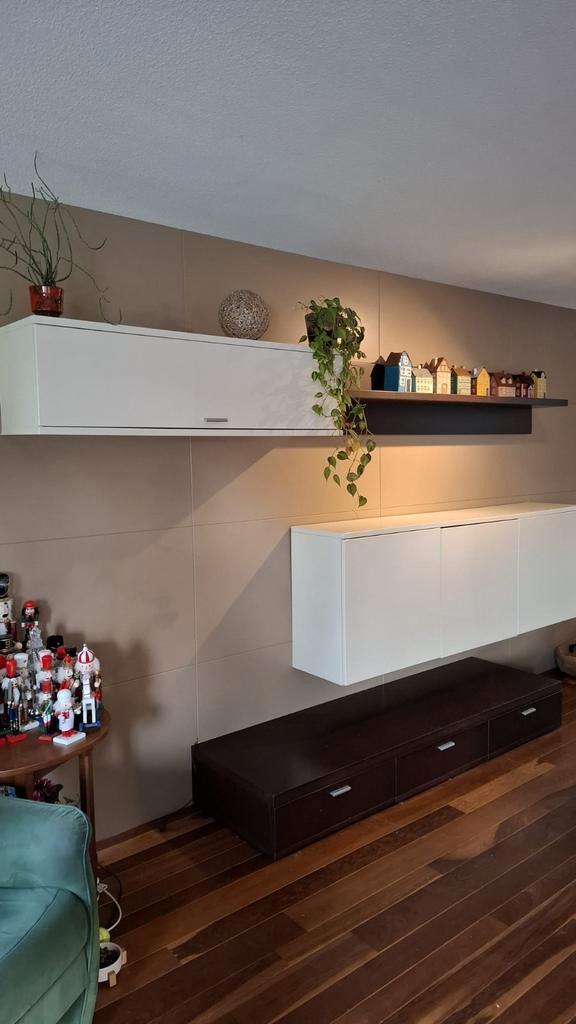 wandmeubel Carre Hangend Hoogglans Wit, Huis en Inrichting, Kasten | Wandmeubels, Zo goed als nieuw, 200 cm of meer, 300 cm of meer