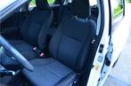 Toyota Yaris 1.5 Full Hybrid Comfort Achteruitrijcamera, Gebruikt, Zwart, 4 cilinders, Wit