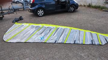 Surfspullen beschikbaar voor biedingen