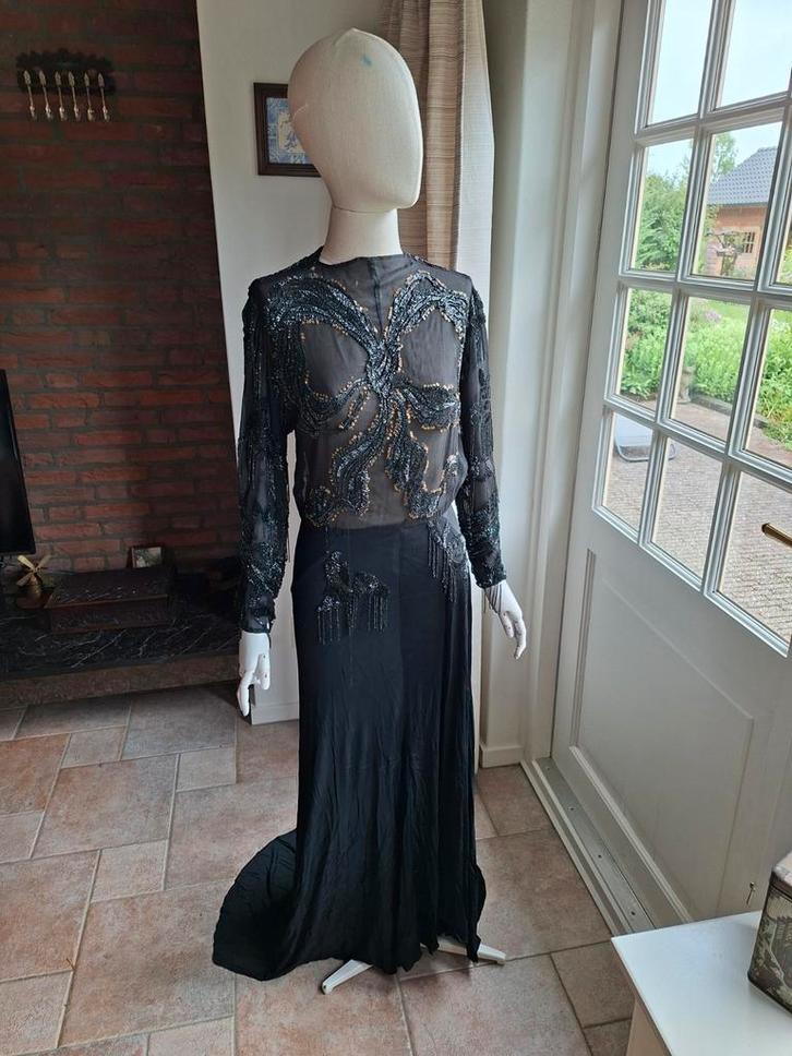 Sleetse jaren 30 avondjurk, Antiek en Kunst, Antiek | Kleding en Accessoires, Dames, Ophalen of Verzenden