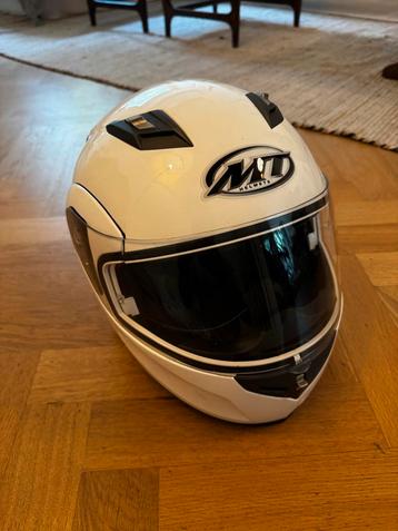 MT Helmets Integraalhelm Maat M beschikbaar voor biedingen