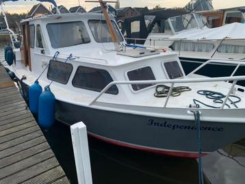 Kajuit boot,  opknapper of onderdelen!!! beschikbaar voor biedingen