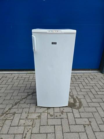 Keurige ruime Zanussi vrieskast - Garantie - Bezorgen kan!✅️ beschikbaar voor biedingen