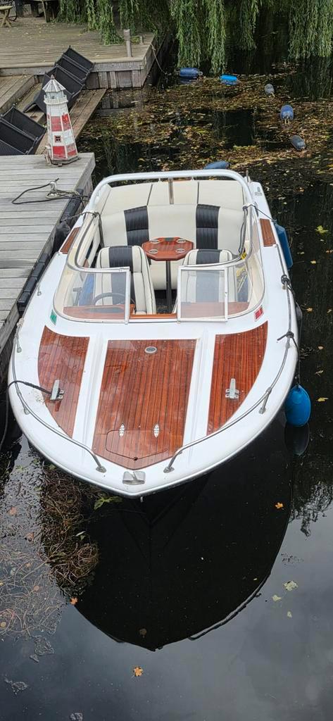 Broom Capricorn Speedboot 280pk met afdekking en trailer, Watersport en Boten, Motorboten en Motorjachten, Gebruikt, Polyester