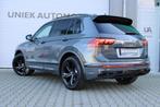 Volkswagen Tiguan 1.5 TSI | R LINE | BLACK STYLE | HARMAN KA, USB, 15 km/l, Zwart, 4 cilinders