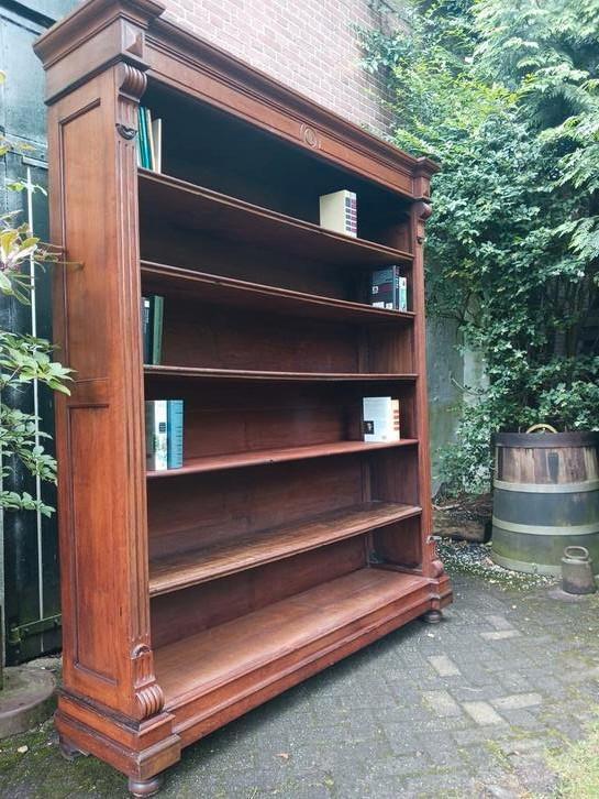 Grote Antieke Boekenkast, Antiek en Kunst, Antiek | Meubels | Kasten, Ophalen