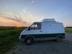 Knusse Renault Trafic camper – off-grid klaar op benzine, Overige merken, Tot en met 2, Handgeschakeld, Particulier