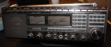 Wereldontvanger Philips D2999-PLL werkend met AM SSB en FM beschikbaar voor biedingen