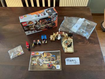 Lego 76945 Jurassic World Atrociraptor Dinosaur: Bike Chase beschikbaar voor biedingen