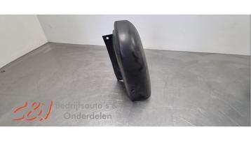 Bumperhoek rechts-achter van een Renault Trafic beschikbaar voor biedingen