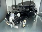 Citroen 15 CV Maisto 1/18 Vitrine Model, Hobby en Vrije tijd, Modelauto's | 1:18, Ophalen of Verzenden, Zo goed als nieuw, Auto