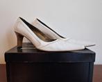 Witte pumps van Mart Visser - Maat 40, Pumps, Mart Visser, Wit, Ophalen of Verzenden