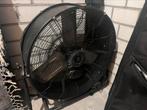 Windmachine met een paar verfvlekken, Ophalen, Gebruikt