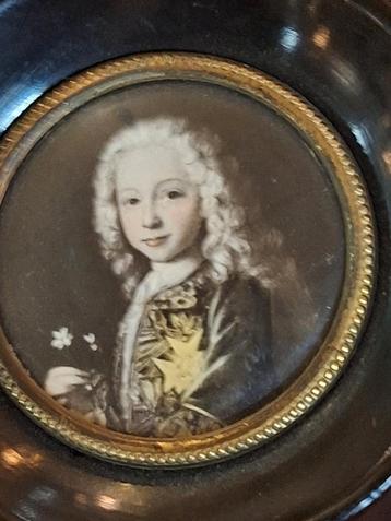 Antiek Miniatuur Portret jonge koning Louis XVI beschikbaar voor biedingen