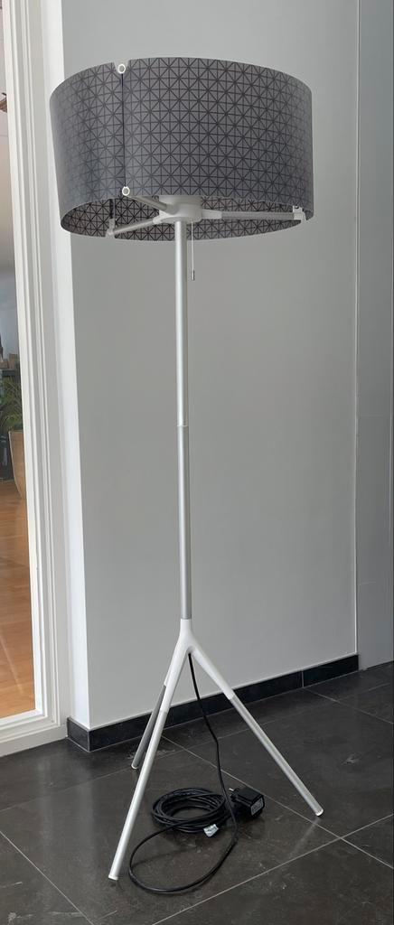 Tuli outdoor vloerlamp lamp IP44 model buitenlamp, Tuin en Terras, Buitenverlichting, Zo goed als nieuw, Minder dan 50 watt, Ophalen of Verzenden