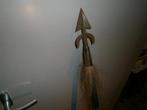 Speer 150 cm zwart hout met metalen punt (decoratie / sier), Ophalen, Gebruikt