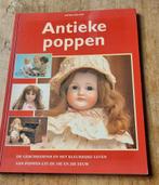 Antieke poppen boek van Agnes Melger, Ophalen of Verzenden, Zo goed als nieuw