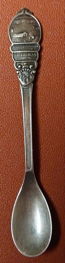 Lepeltje Watersnoodramp Zeeland 1953 beschikbaar voor biedingen