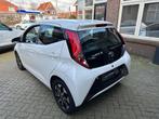 Toyota Aygo 1.0 VVT-i X-PLAY AUTOMAAT|CARPLAY/CAMERA | TEAM/, Te koop, Geïmporteerd, Benzine, 4 stoelen