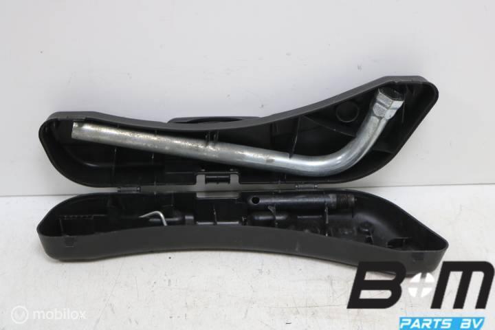 Gereedschapskist Audi A4 B7 8E0012111A, Auto-onderdelen, Klein materiaal, Gebruikt