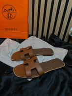 Hermes Oran bruin, Kleding | Dames, Ophalen of Verzenden, Zo goed als nieuw, Bruin