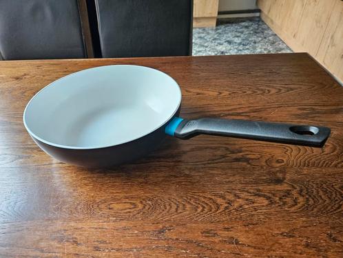Zo Goed Als Nieuwe Hapjespan "BK", Huis en Inrichting, Keuken | Potten en Pannen, Zo goed als nieuw, Koekenpan of Braadpan, Ophalen of Verzenden