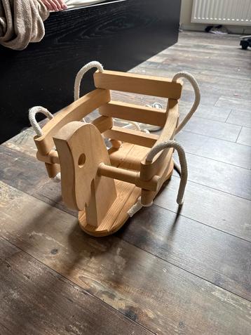 Houten Schommelstoel Paard beschikbaar voor biedingen