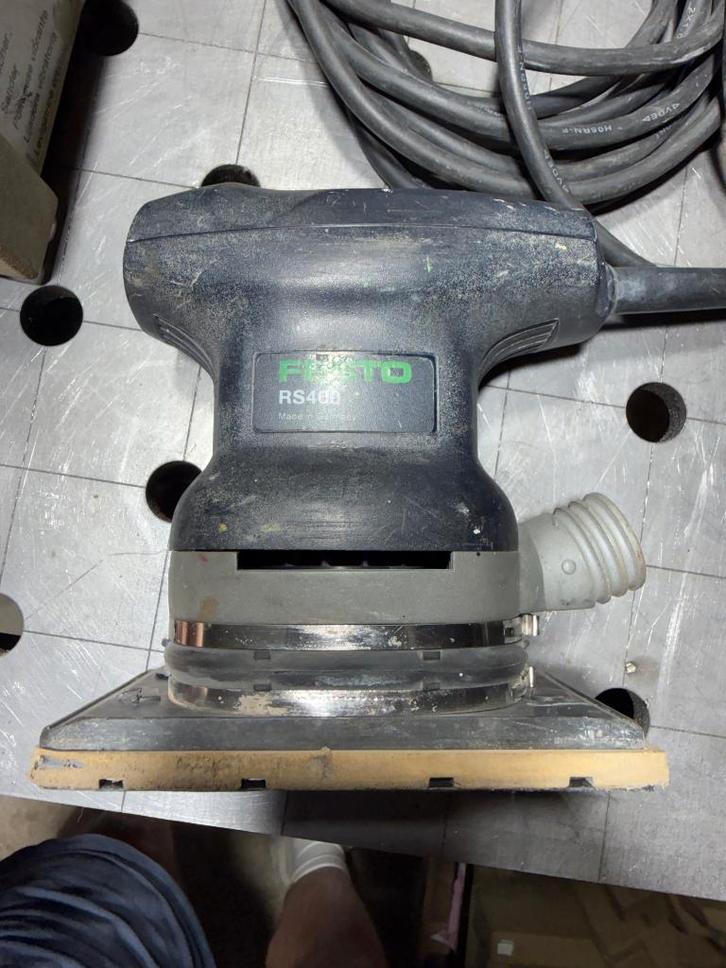 Festool RS 400 schuurmachine — werkt goed, Doe-het-zelf en Verbouw, Gereedschap | Schuurmachines, Gebruikt, Vlakschuurmachine