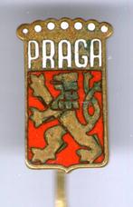 PRAGA rood email op koper auto speldje ( C_164 ), Verzamelen, Speldjes, Pins en Buttons, Verzenden, Nieuw, Transport, Speldje of Pin
