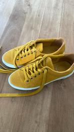Nelson okergele suede sneakers mt 37, Geel, Ophalen of Verzenden, Nelson, Sneakers of Gympen