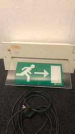 Exit signs, Ophalen, Zo goed als nieuw