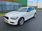 BMW 116i F21 Automaat NL-auto | ketting vervangen | NAP, Auto's, Euro 5, 1280 kg, Zwart, 4 cilinders