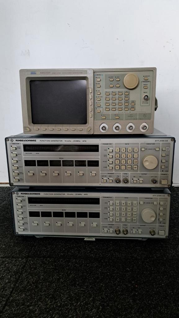 Diversen Functie-generator. Rohde & Schwarz, Tektronix., Doe-het-zelf en Verbouw, Meetapparatuur, Gebruikt, Overige meters, Ophalen