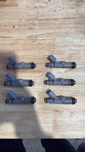 Lexus is200 injector injectoren beschikbaar voor biedingen