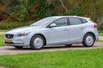 Volvo V40 1.6 T4 Automaat 29.300 km + NAP NL-auto 1e Eig., Auto's, Volvo, Stof, Gebruikt, Beige, 700 kg