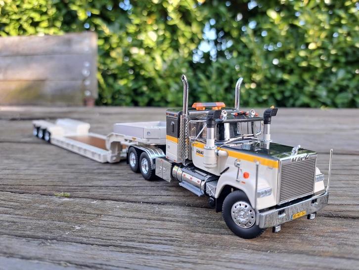 Tekno Mack RW Superliner 6x4 van den Herik, Hobby en Vrije tijd, Modelauto's | 1:50, Nieuw, Bus of Vrachtwagen, Tekno, Ophalen of Verzenden